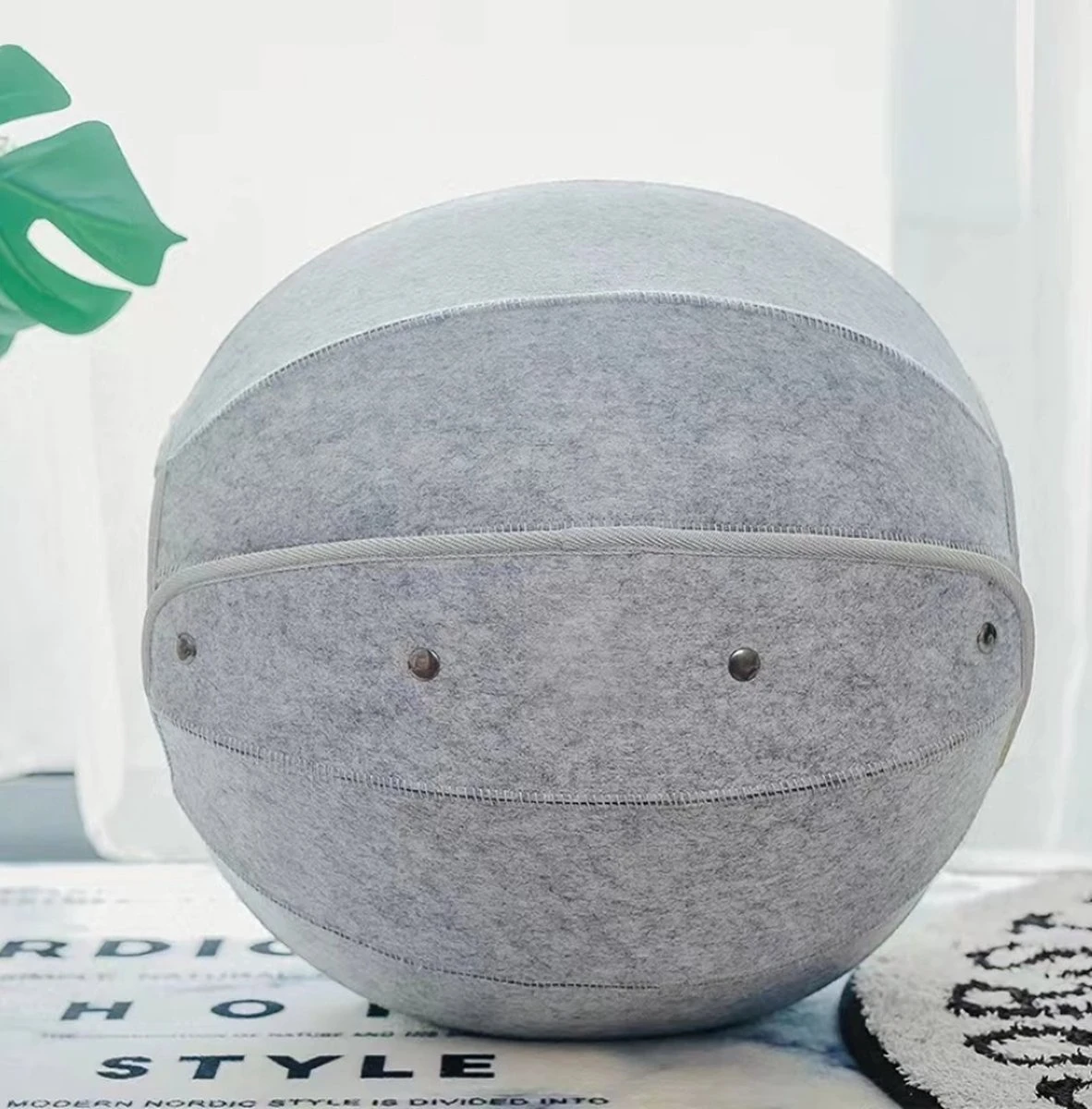 Merkloos Kattenmand Multifunctioneel – Kattenspeelgoed Speeltunnel Kattenhuis – Kattenhol Rond Kattenspeeltjes Kattentunnel - Cat Cave Donut - Grijs Vilt 6 Merkloos Kattenmand Multifunctioneel – Kattenspeelgoed Speeltunnel Kattenhuis – Kattenhol Rond Kattenspeeltjes Kattentunnel - Cat Cave Donut - Grijs Vilt - Afbeelding 4