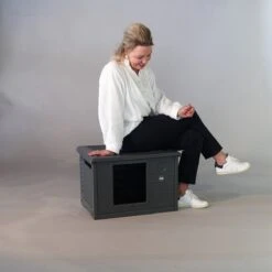 RHRQuality Kattenhuis Voor Binnen En Buiten Kattenhok Villa De Luxe Grijs 16 RHRQuality Kattenhuis Voor Binnen En Buiten Kattenhok Villa De Luxe Grijs -Kattenbenodigdheden 1200x1200 1050