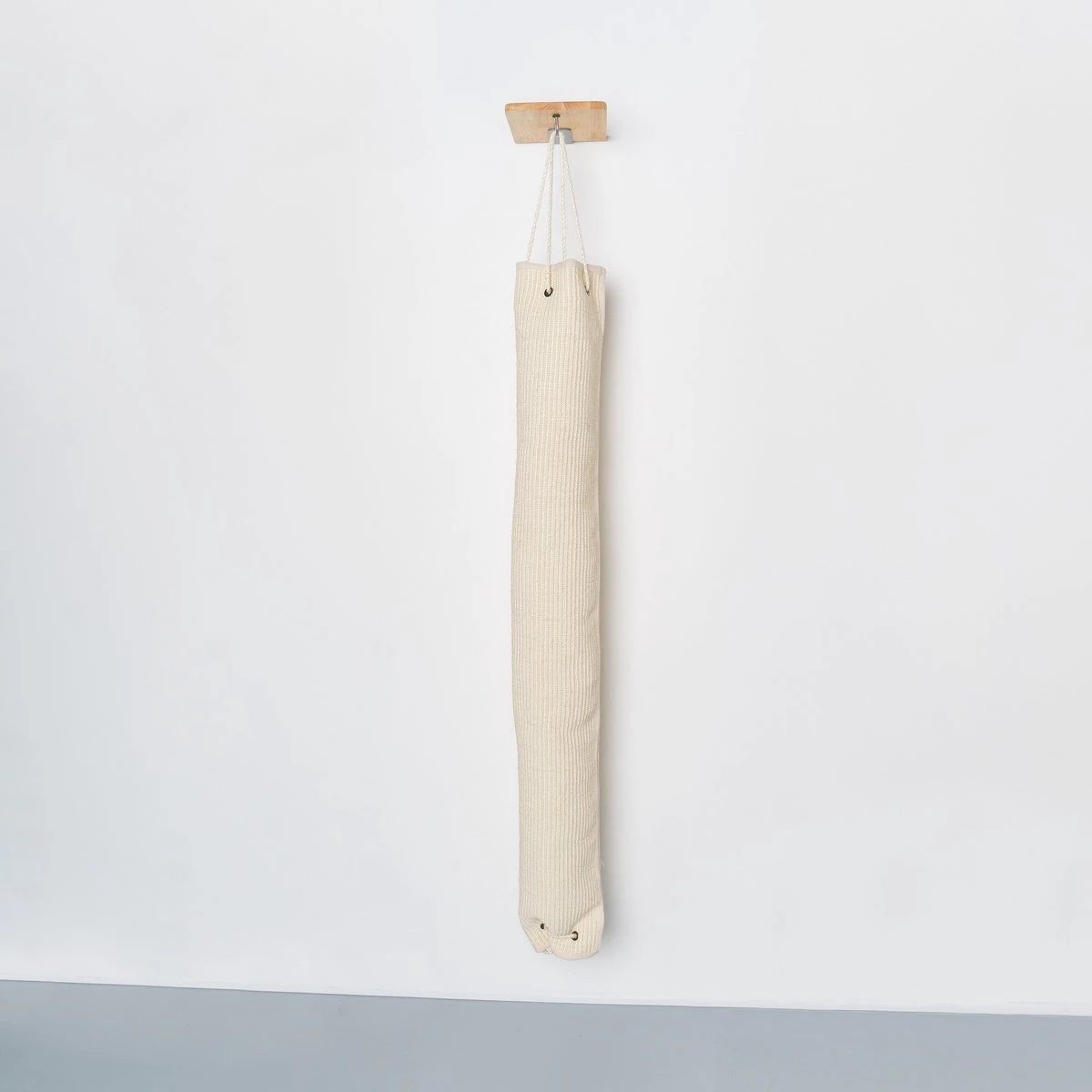 RHRQuality Wandmeubel Wandmontage Klimmuur Kat 175 X 16cm Klim En Klauterzak Beige Wand Muur Krabpaal Katten Muurbevestiging 7 RHRQuality Wandmeubel Wandmontage Klimmuur Kat 175 X 16cm Klim En Klauterzak Beige Wand Muur Krabpaal Katten Muurbevestiging - Afbeelding 5