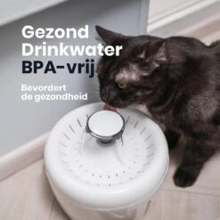 TrevoPet® Drinkfontein Kat - Waterfontein Kat - Kattenfontein - Fluisterstil - Drinkfontein - Drinkbak Kat - 2.5 Liter - Inclusief Filter - Wit 14 TrevoPet® Drinkfontein Kat - Waterfontein Kat - Kattenfontein - Fluisterstil - Drinkfontein - Drinkbak Kat - 2.5 Liter - Inclusief Filter - Wit -Kattenbenodigdheden 1200x1200 525