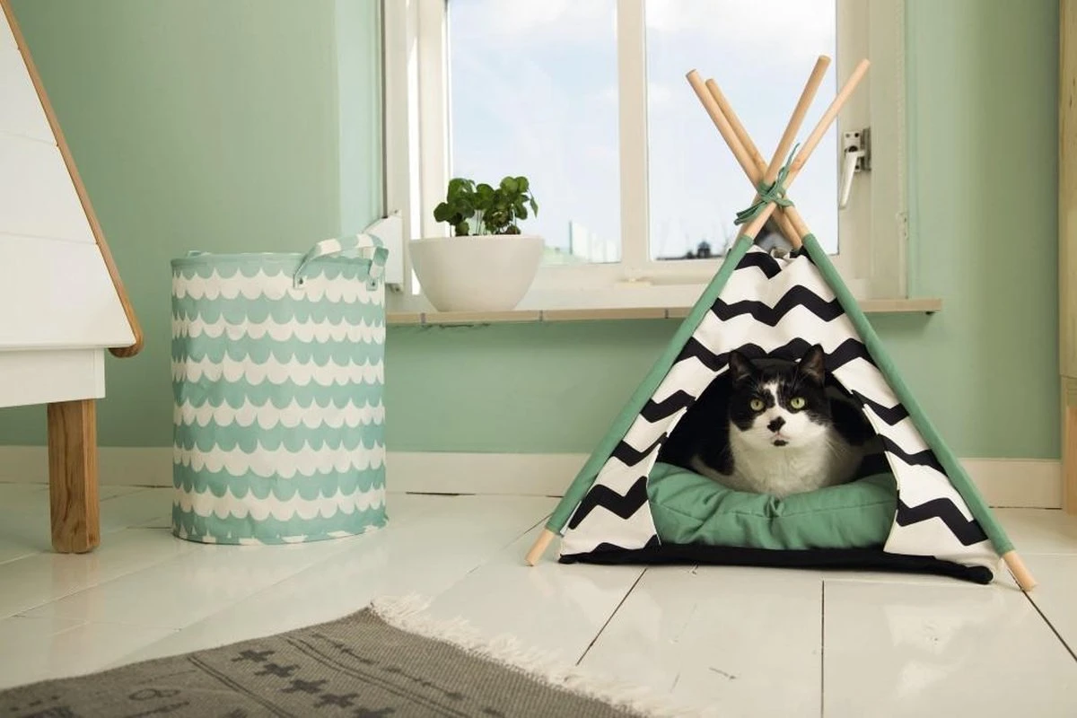 Beeztees Kioni Tipi Tent - Kattenhuis - Zwart/Wit - 50x50x70 Cm 6 Beeztees Kioni Tipi Tent - Kattenhuis - Zwart/Wit - 50x50x70 Cm - Afbeelding 4