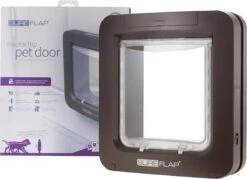 SureFlap Microchip Huisdierluik L - Bruin - 18 X 17 Cm 14 SureFlap Microchip Huisdierluik L - Bruin - 18 X 17 Cm -Kattenbenodigdheden 1200x869 2